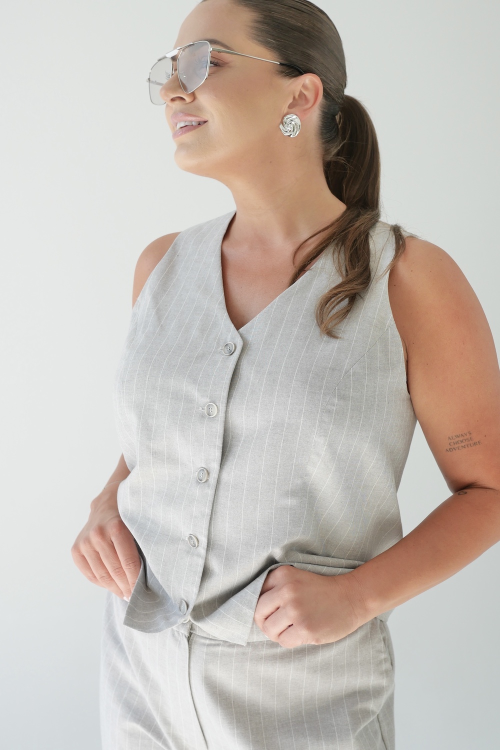 Kamizelka Juno gray stripes - zdjęcie 3