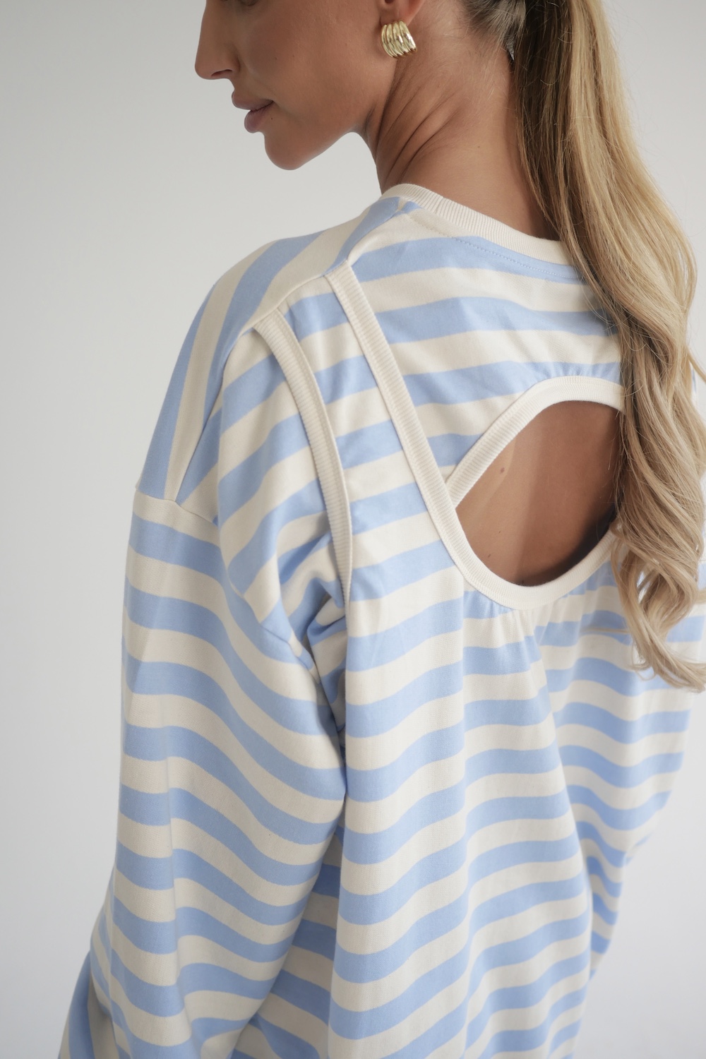 Bluza Mandre blue stripes - stylizacja
