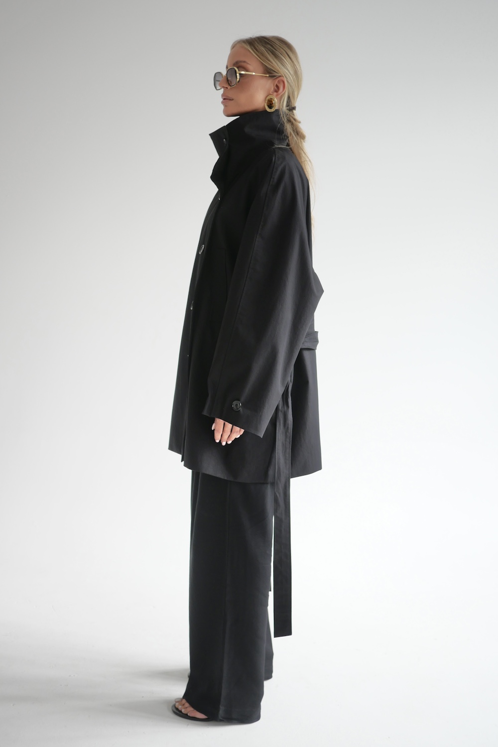 Czarny trencz Alice stylizacja oversize