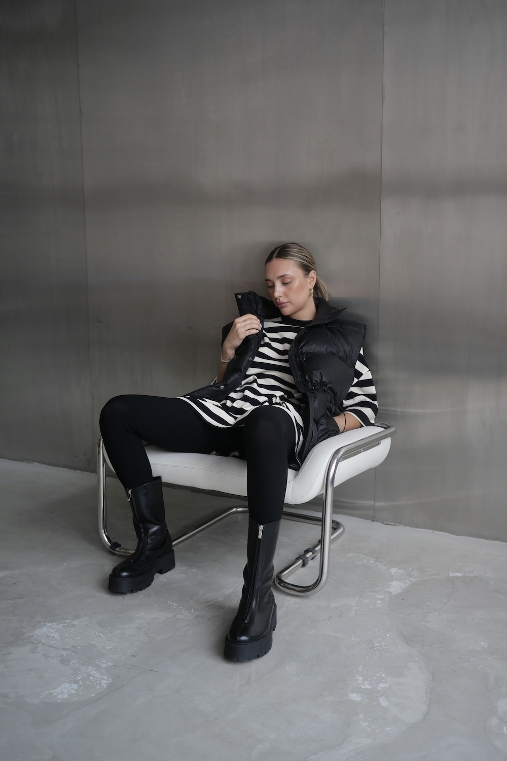 Legginsy Lifestyle black - stylizacja